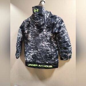Under armour boys size 7 cold gear lightweight coat..flaw